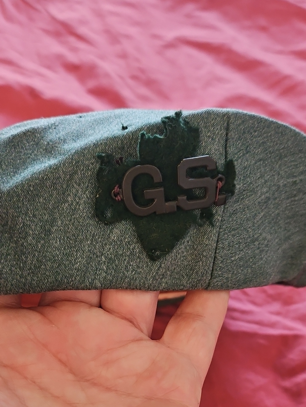 Girl Scouts Vintage Green Felt Beret with GS Emblem